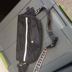 The Bumbag Co Sling Bag NWOT